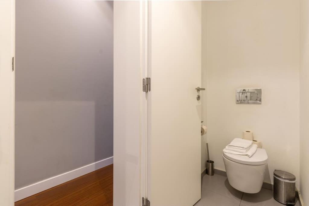 Self Check-in, 3br, Ac/heating & Breakfast Terrace Apartamento