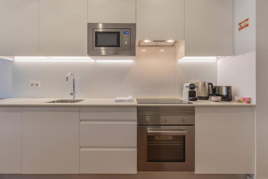 Self Check-in, 3br, Ac/heating & Breakfast Terrace Apartamento *