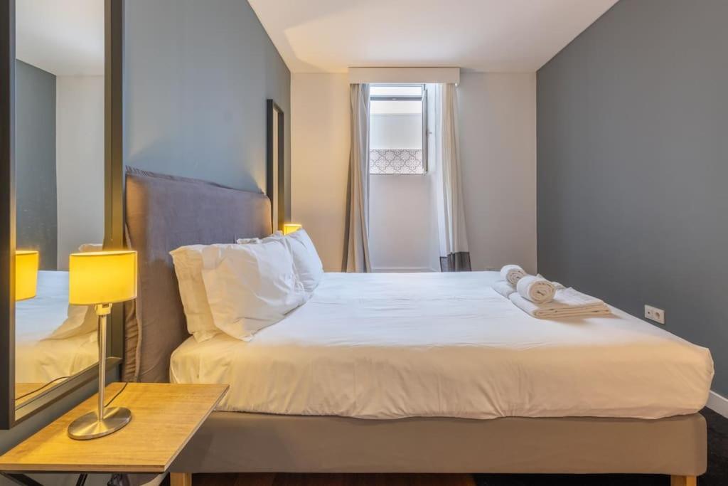Self Check-in, 3br, Ac/heating & Breakfast Terrace Apartamento *